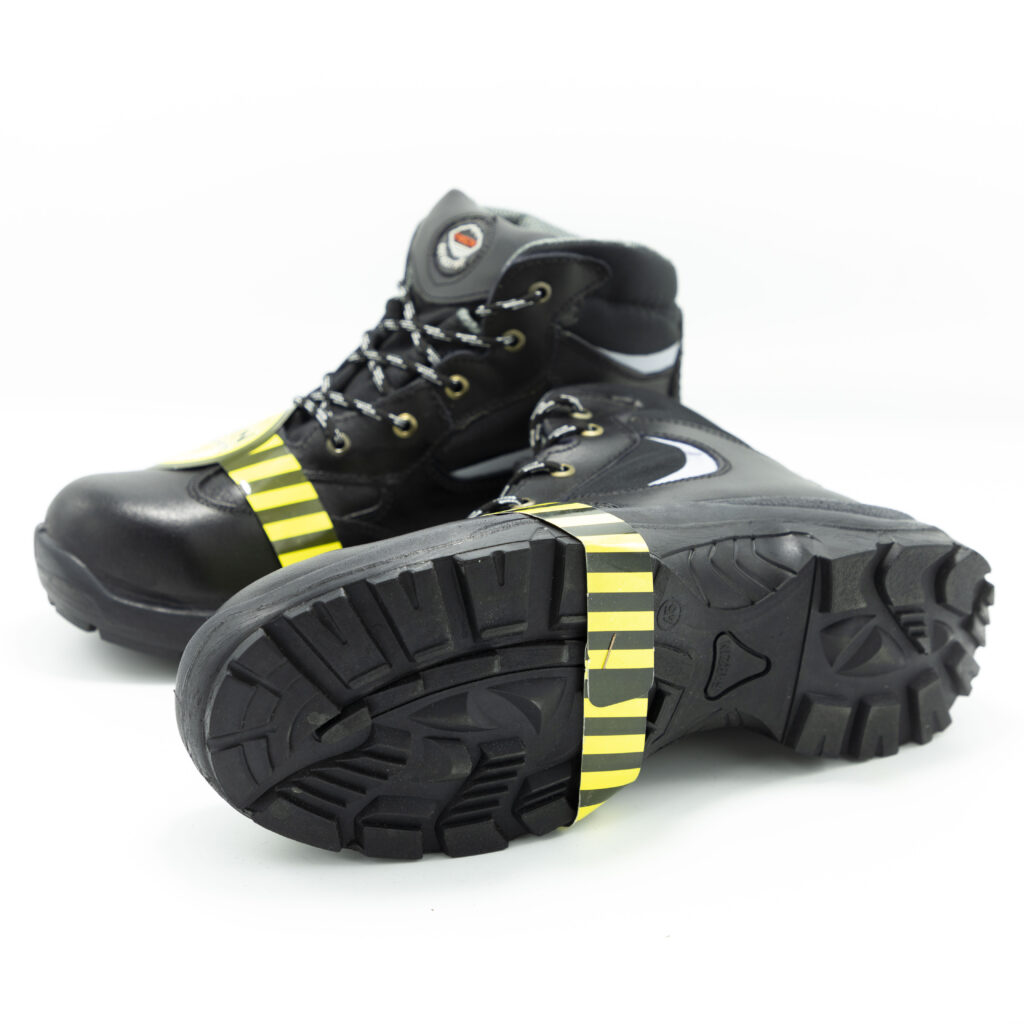 کفش ایمنی فرزین ساق بلند مدل CAT